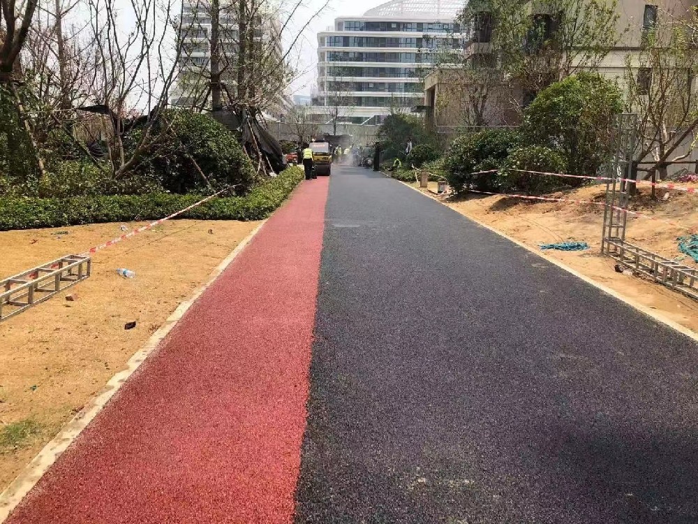 透水混凝土的出現(xiàn)帶來哪些好處？