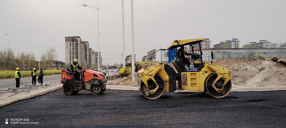 鄭州瀝青混凝土路面施工概述與技術(shù)發(fā)展趨勢