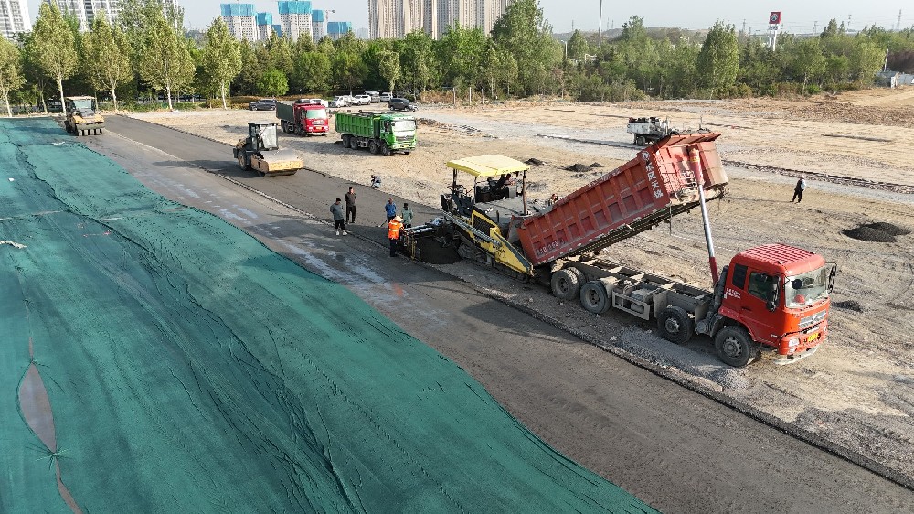 鄭州瀝青路面施工展望：攜手奔赴美好未來(lái)