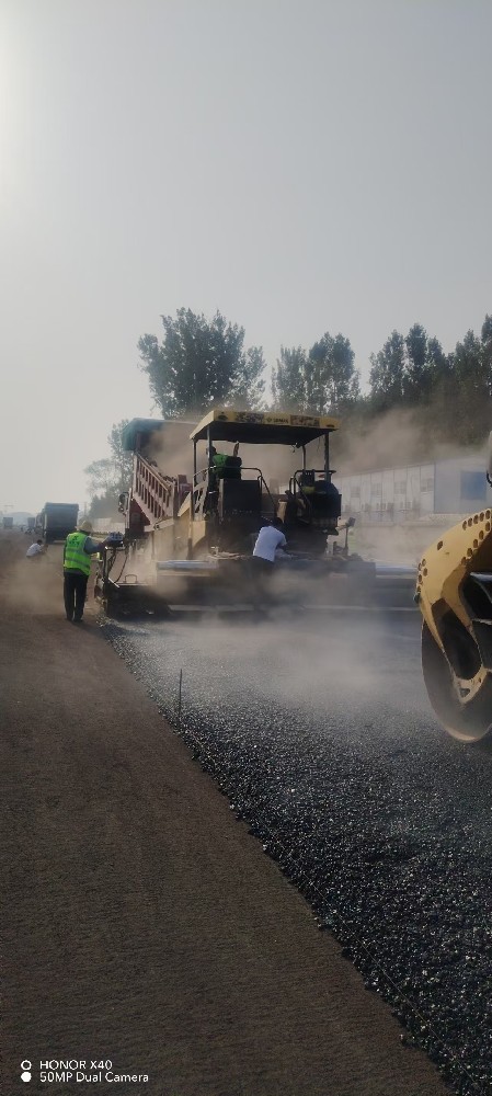 全產(chǎn)業(yè)鏈服務(wù)能力，鄭州瀝青廠家的核心競爭力