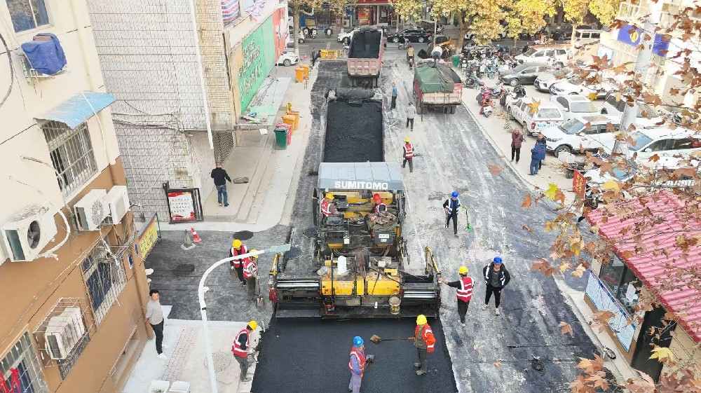 揭秘鄭州瀝青路面施工的科技密碼